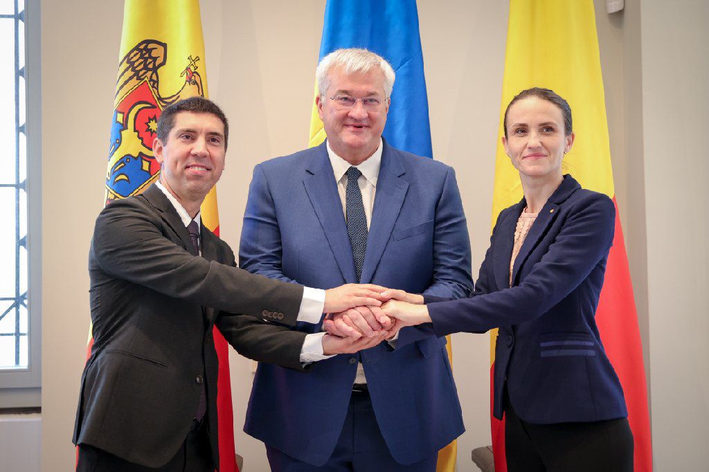 Trenul Kiev–București, testat pentru prima dată vineri. Ucraina va sărbători oficial Ziua Limbii Române, anunță ministrul Oana Țoiu