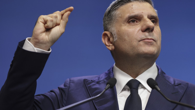Proiectul privind plata pensiilor private a fost prezentat în ședința de Guvern. Petrescu: Este un demers prioritar