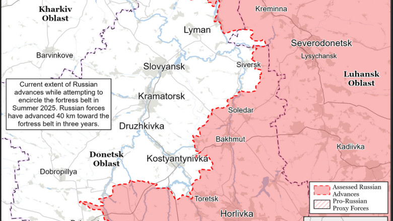 Avansul forțelor rusești pe frontul de Est din Ucraina.