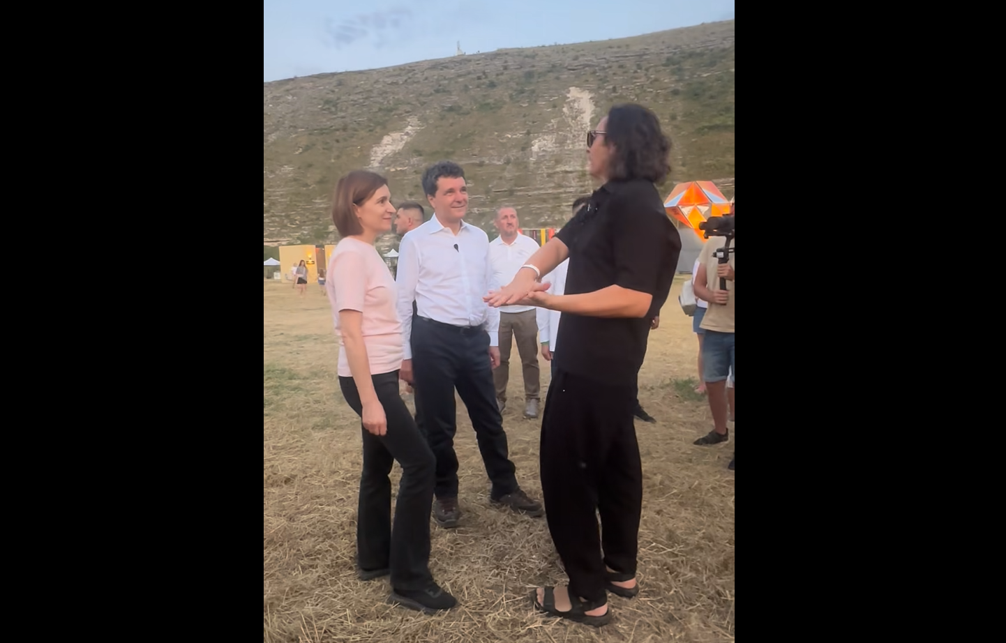 Nicușor Dan a participat alături de Maia Sandu la Festivalul Lupilor din Republica Moldova