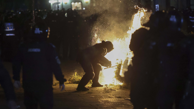 19 trimiși în judecată, pentru violențele de la sediul BEC de după respingerea candidaturii lui Călin Georgescu la Preşedinţie