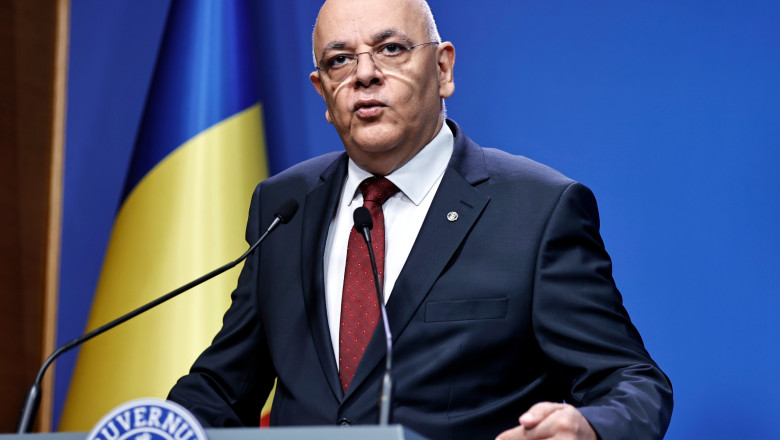 Arafat, despre efectele inundațiilor: În lacul Izvorul Muntelui din Neamţ există o acumulare foarte mare de buşteni şi animale moarte