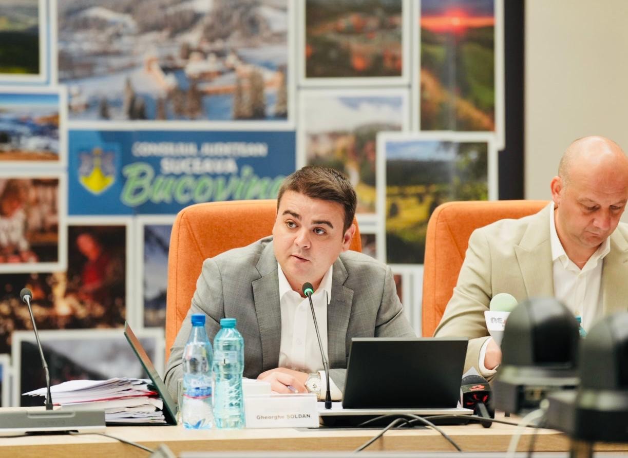 Șeful CJ Suceava, revoltat de ajutoarele alocate de Guvern: „Cu 30.000 lei nu construiești o casă, poate un gard”