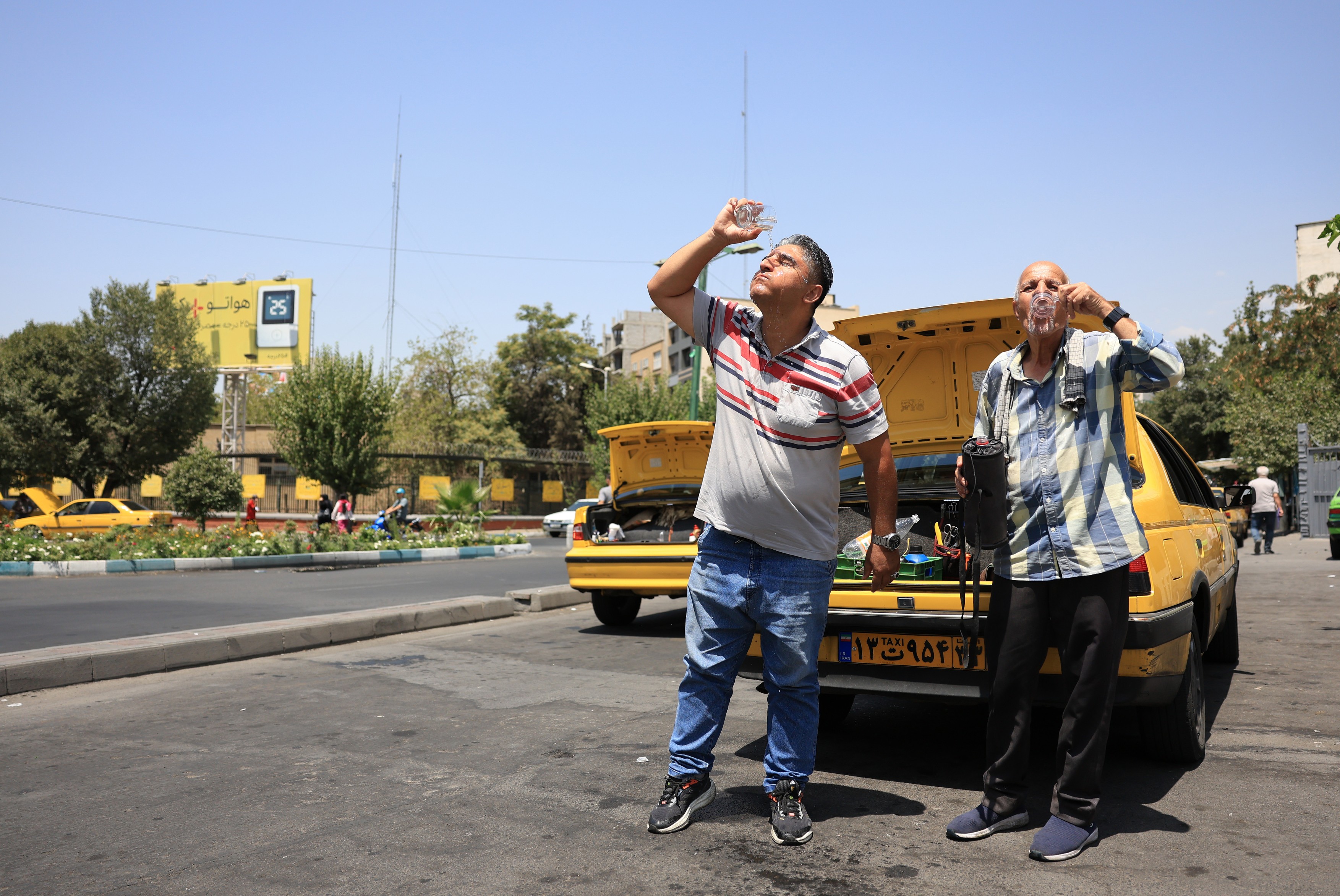 Criză de apă în Iran: Toate toaletele publice din Teheran au fost închise