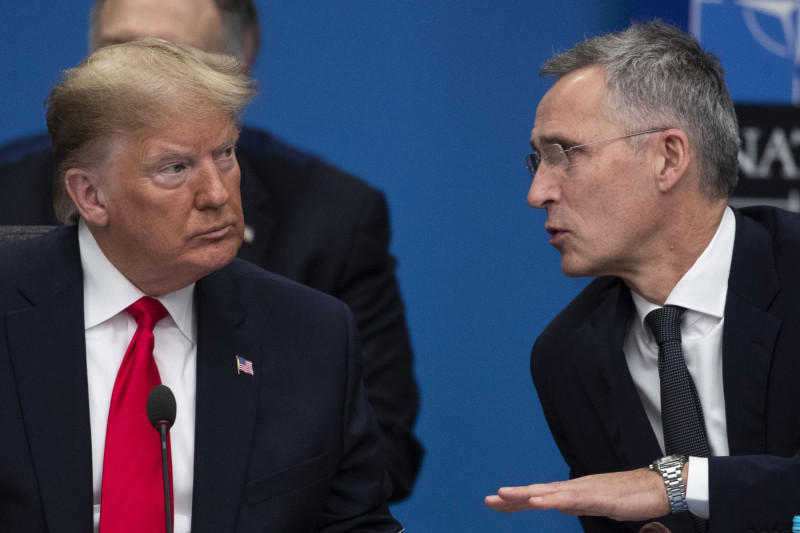 Donald Trump și Jens Stoltenberg