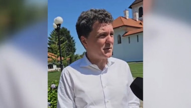 Nicușor Dan, la mănăstirea Sâmbăta de Sus.