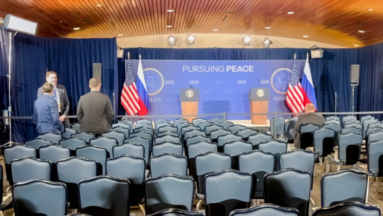 VIDEO. Presidents Of US And Russia Meet For Talks In Anchorage