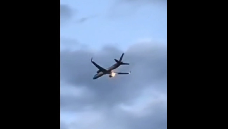Un avion cu 273 de pasageri la bord a aterizat de urgenţă în Italia cu un motor în flăcări. „Am trimis mesaje de adio”