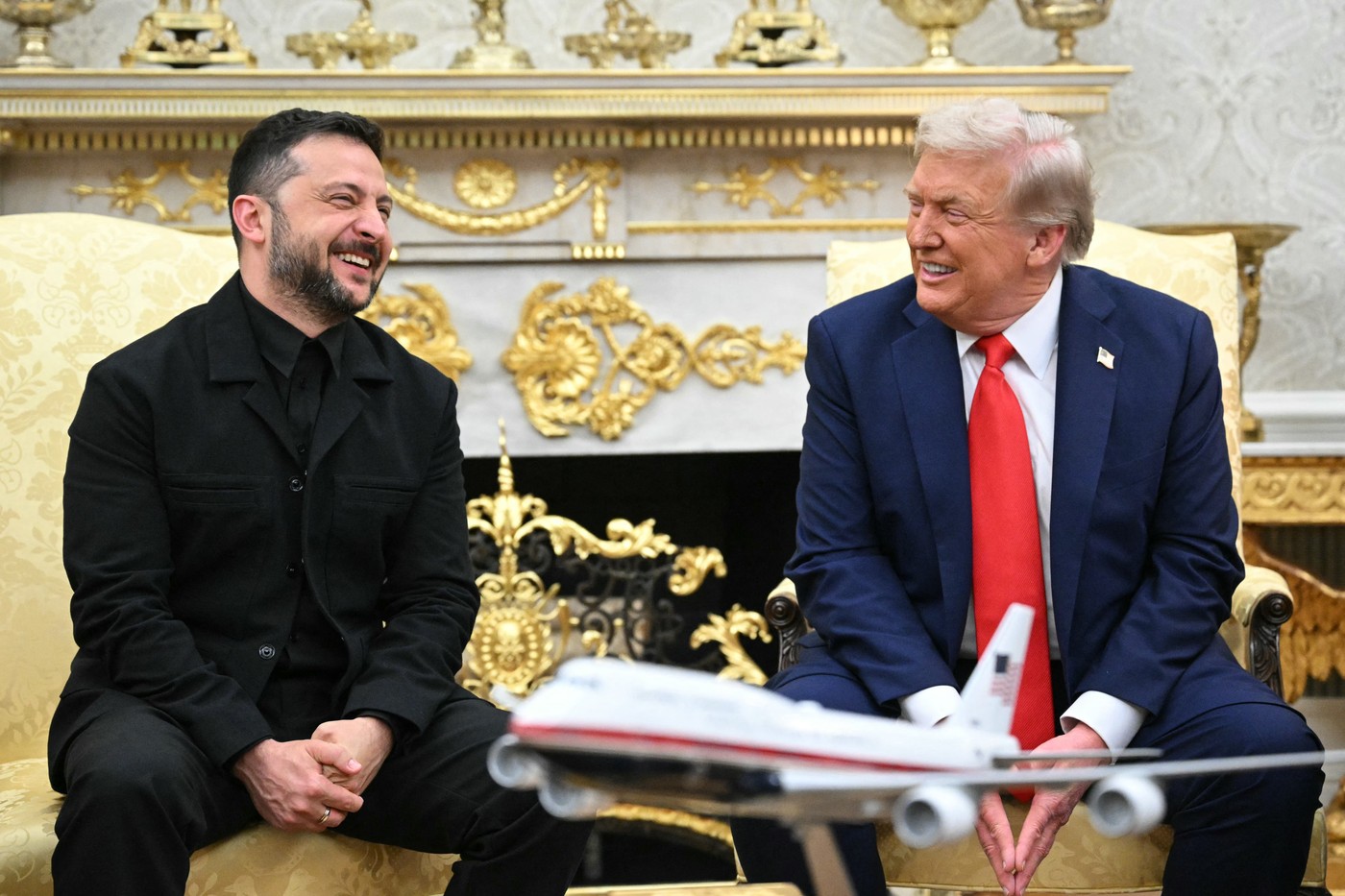 Momentul din conferința Trump - Zelenski în care președintele Ucrainei a evitat să răspundă la întrebarea despre concesiile teritoriale