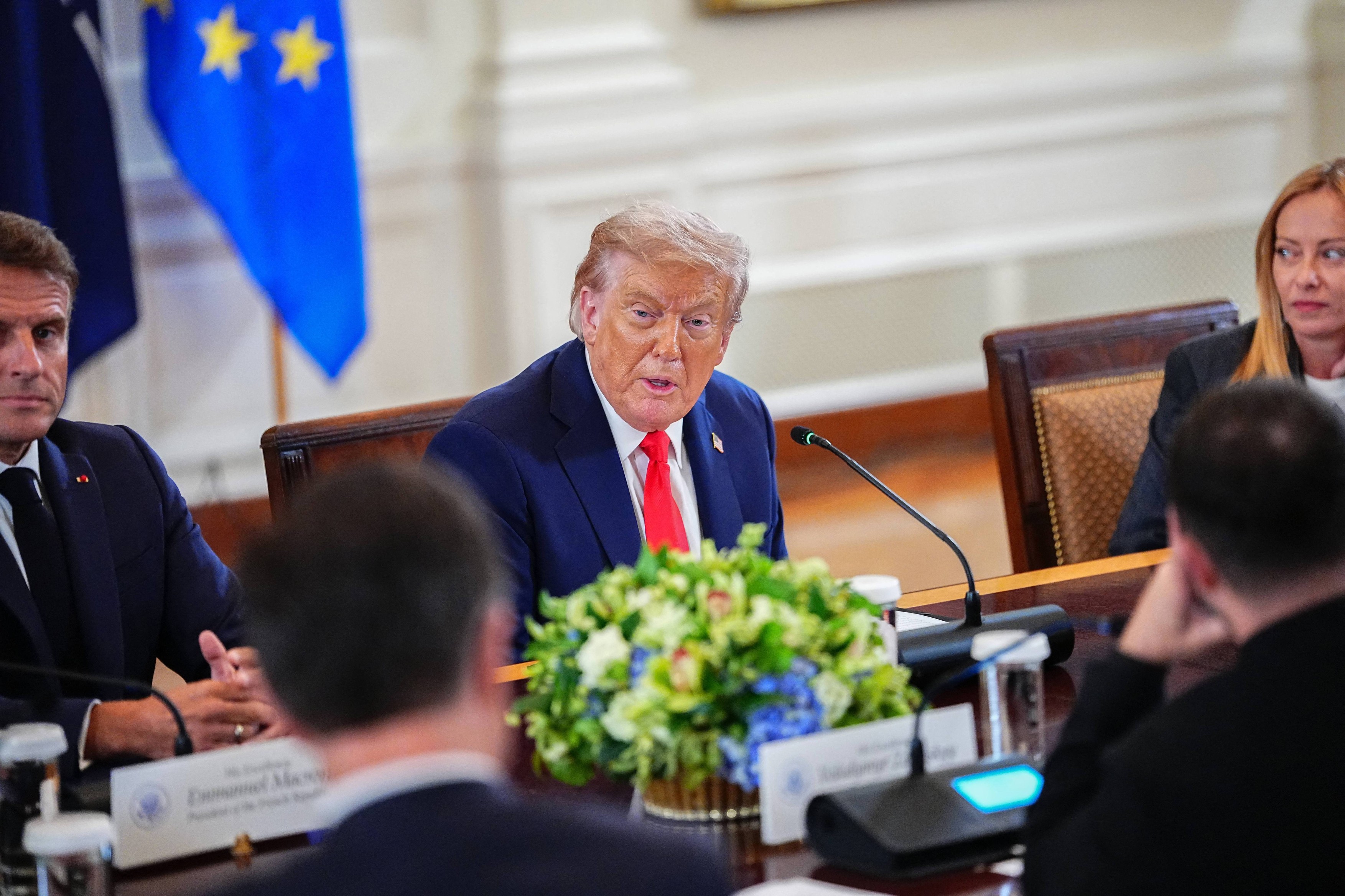 Trump, anunț la întâlnirea de la Casa Albă cu liderii europeni: „Putin acceptă garanții de securitate pentru Ucraina”