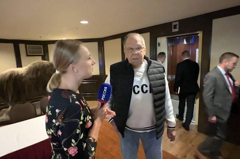 Serghei Lavrov spune că Marco Rubio a apreciat bluza inscripţionată cu URSS, pe care a purtat-o în Alaska: „Există o istorie”
