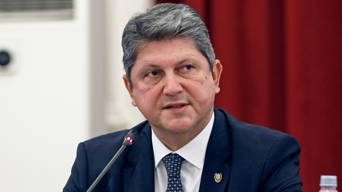 Titus Corlăţean a decis să candideze la preşedinţia PSD: „În actuala coaliție, partidul este ținut undeva pe margine”