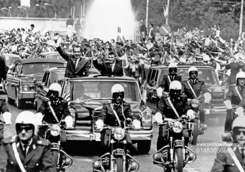 Miturile „raiului” comunist (4): „Ceaușescu a fost un lider bun”. Avea România într-adevăr un cuvânt de spus în plan extern?