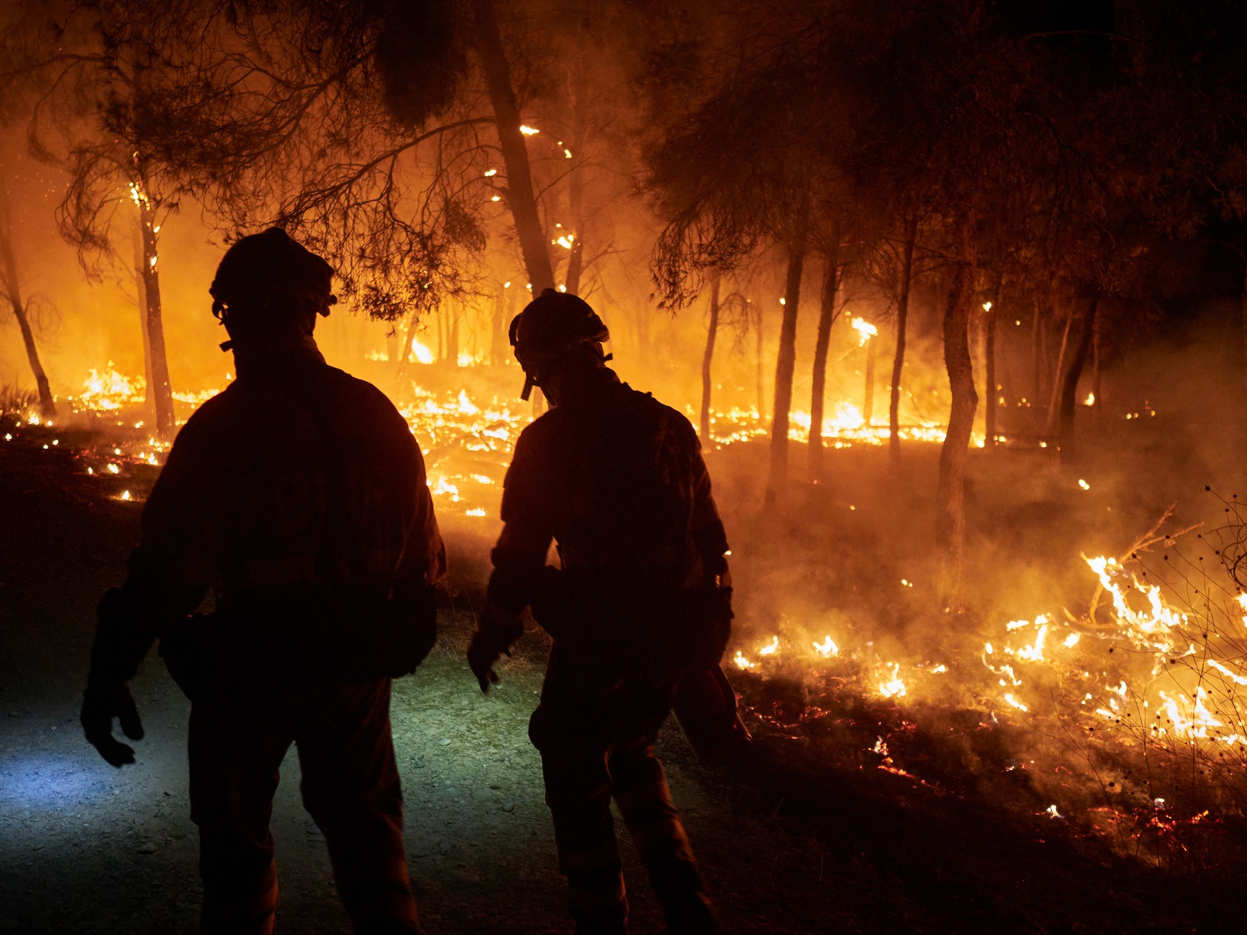 Incendiile de vegetație fac ravagii în nord-vestul Spaniei: peste 1000 de persoane evacuate. Sit UNESCO în pericol