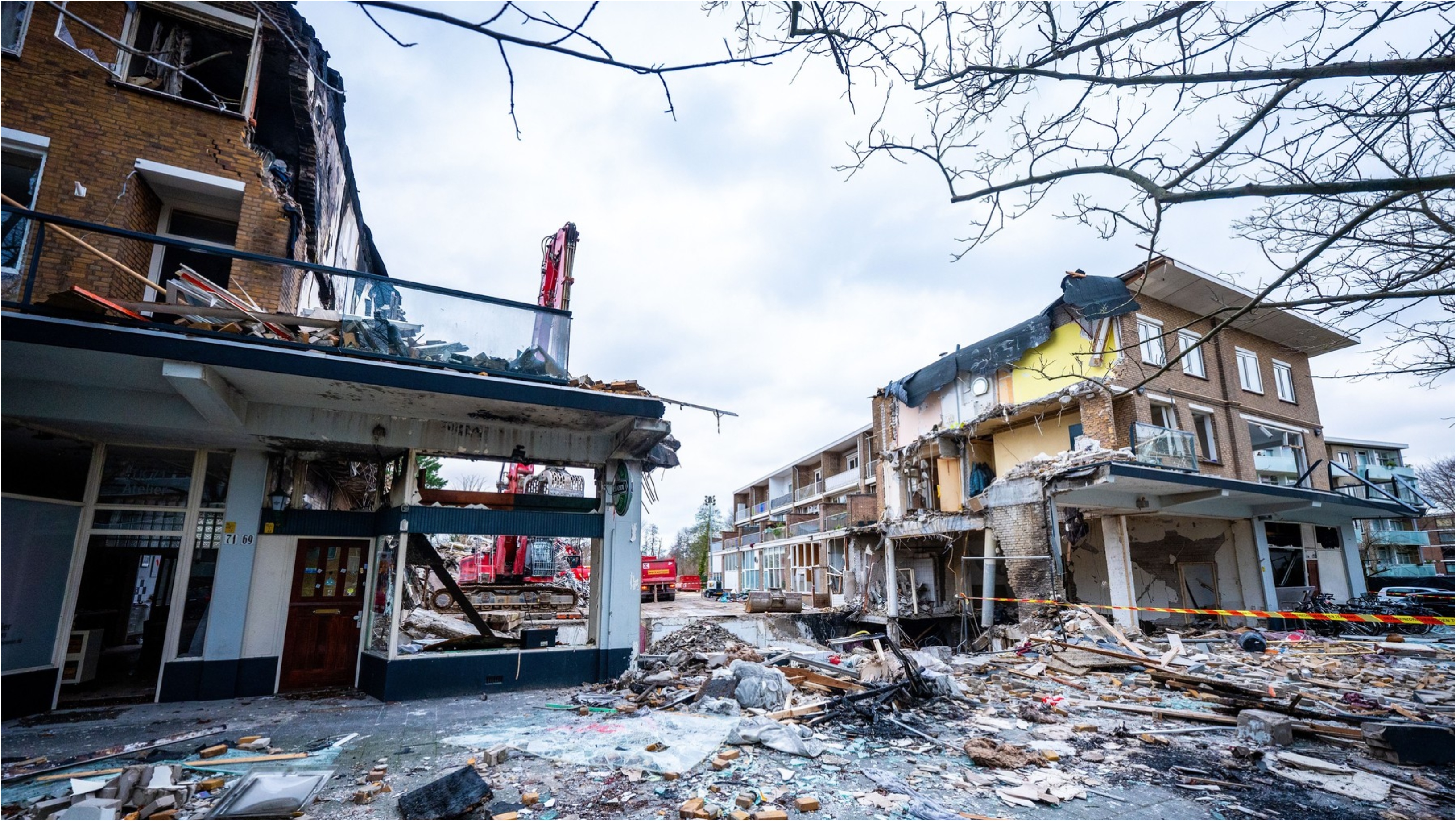 O mică țară din Europa a ajuns să fie zguduită de explozii în fiecare noapte. De ce a crescut atât de mult numărul atacurilor cu bombă
