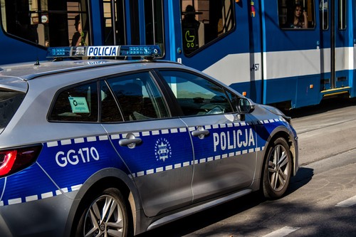 Un bărbat din Polonia a dus un obuz din al Doilea Război Mondial acasă. Proiectilul a explodat în timp ce bărbatul bea cu prietenii