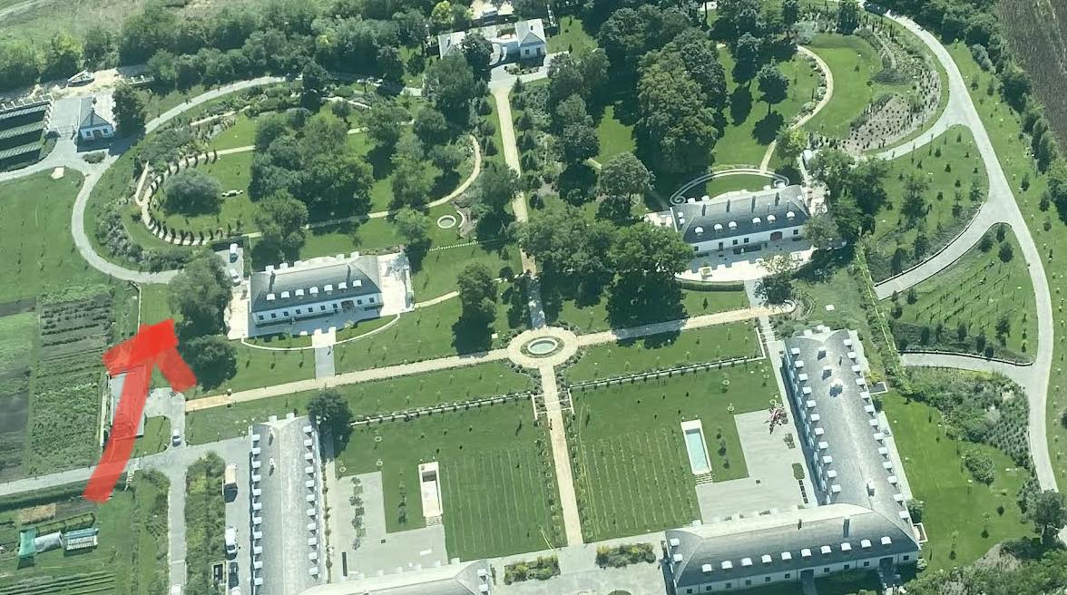 Scandal în Ungaria din cauza reședinței de vară a premierului Orbán. Palmieri, garaj subteran și zoo privată „ca cea a lui Ianukovici”