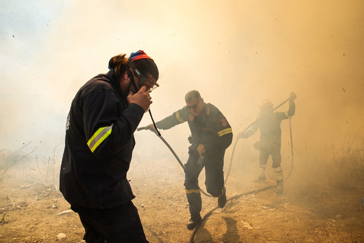 Incendii în locuri turistice populare din Grecia, autoritățile au emis stare de alertă. Zonele afectate
