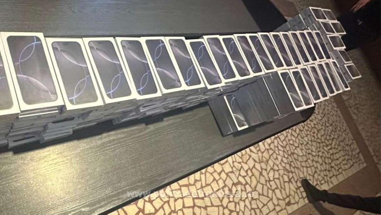 Telefoane confiscate