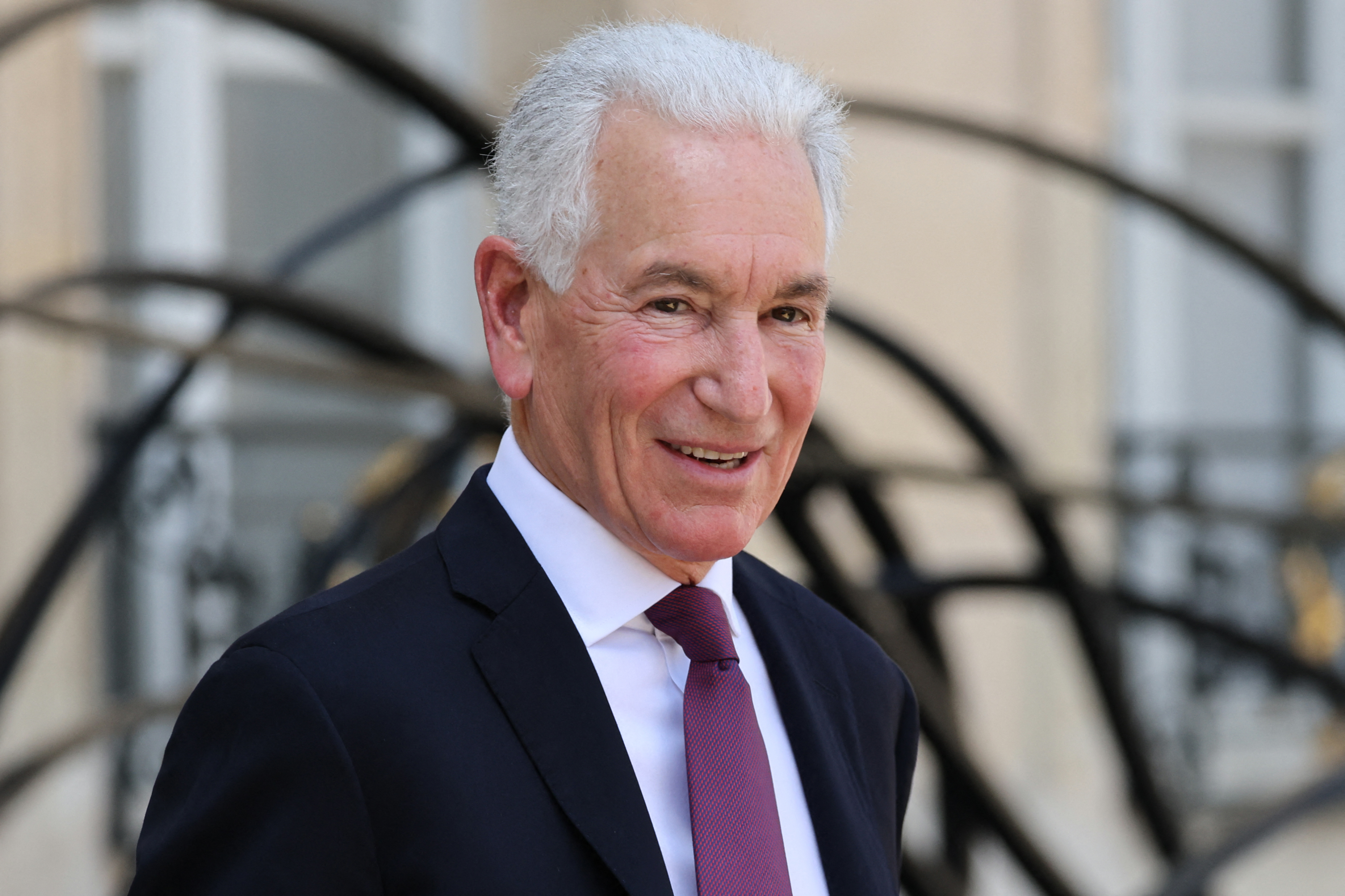 Parisul l-a convocat pe ambasadorul SUA în Franţa, Charles Kushner, după acuzaţii „inacceptabile” la adresa lui Emmanuel Macron