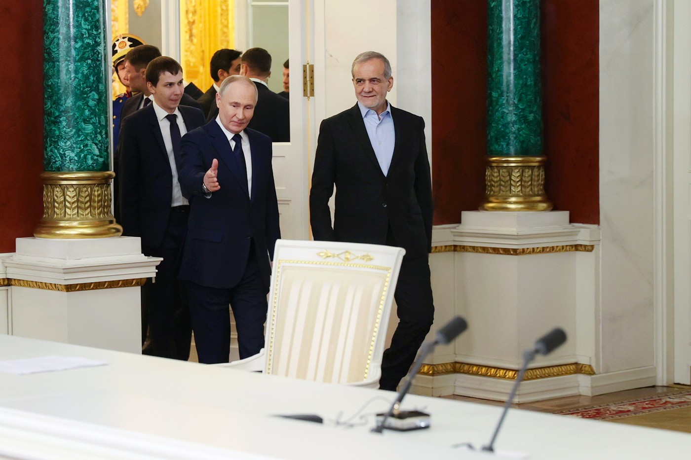 Putin a discutat cu președintele Iranului despre „situația privind programul nuclear” al Teheranului.