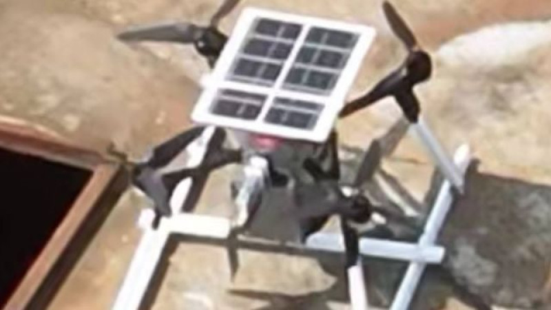 Russian-drone-with-solar-panels-lands-in-Ukraine-for-recharging