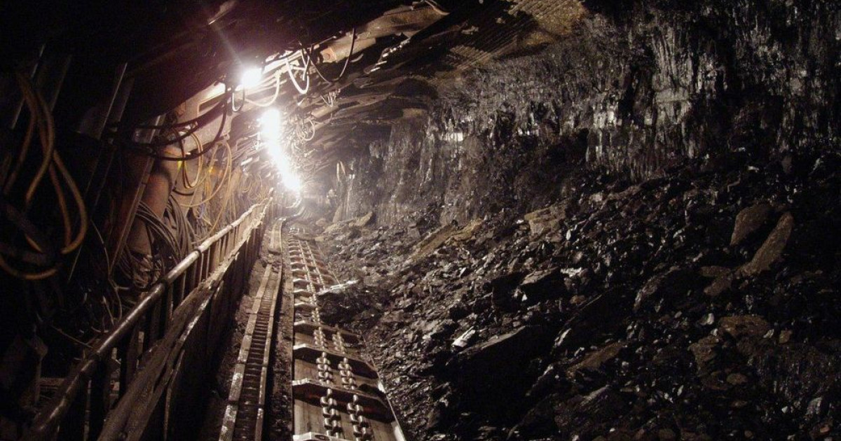 Peste 2.500 de mineri blocați în minele din Dnipropetrovsk