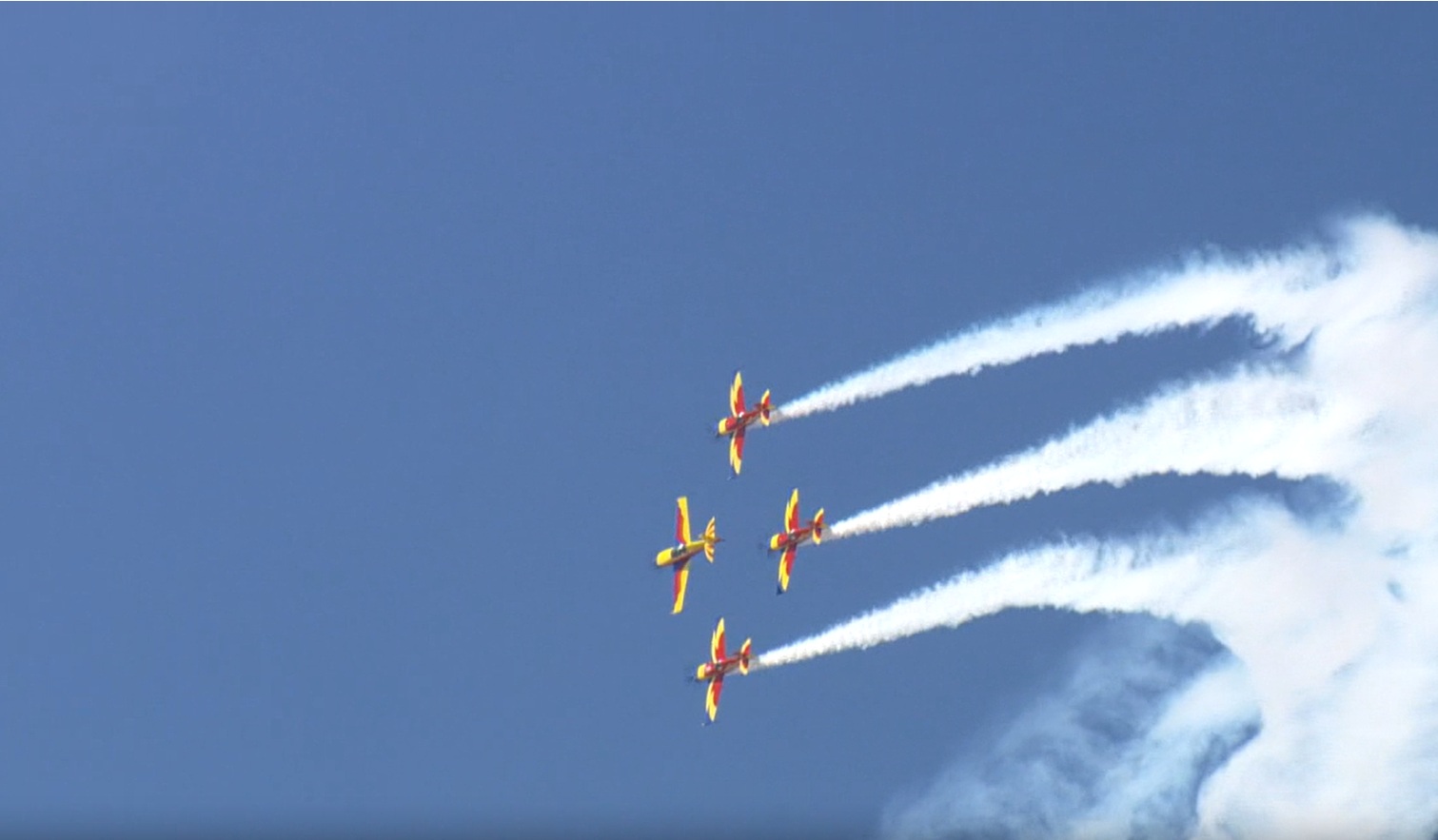 Imagini spectaculoase deasupra Capitalei. Au început antrenamentele pentru cel mai mare show aviatic din România
