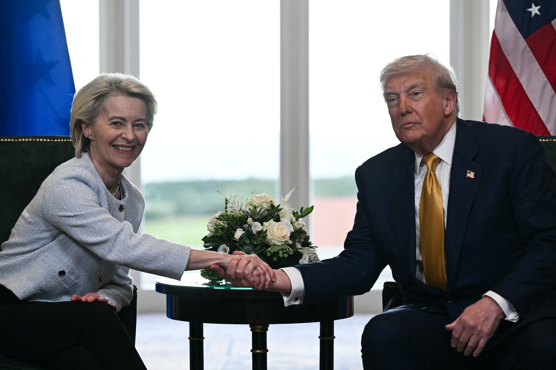 Donald Trump ar putea declanșa un „secol al umilinței” pentru Europa. Ce alte „bătălii” vor izbucni în războiul comercial cu SUA