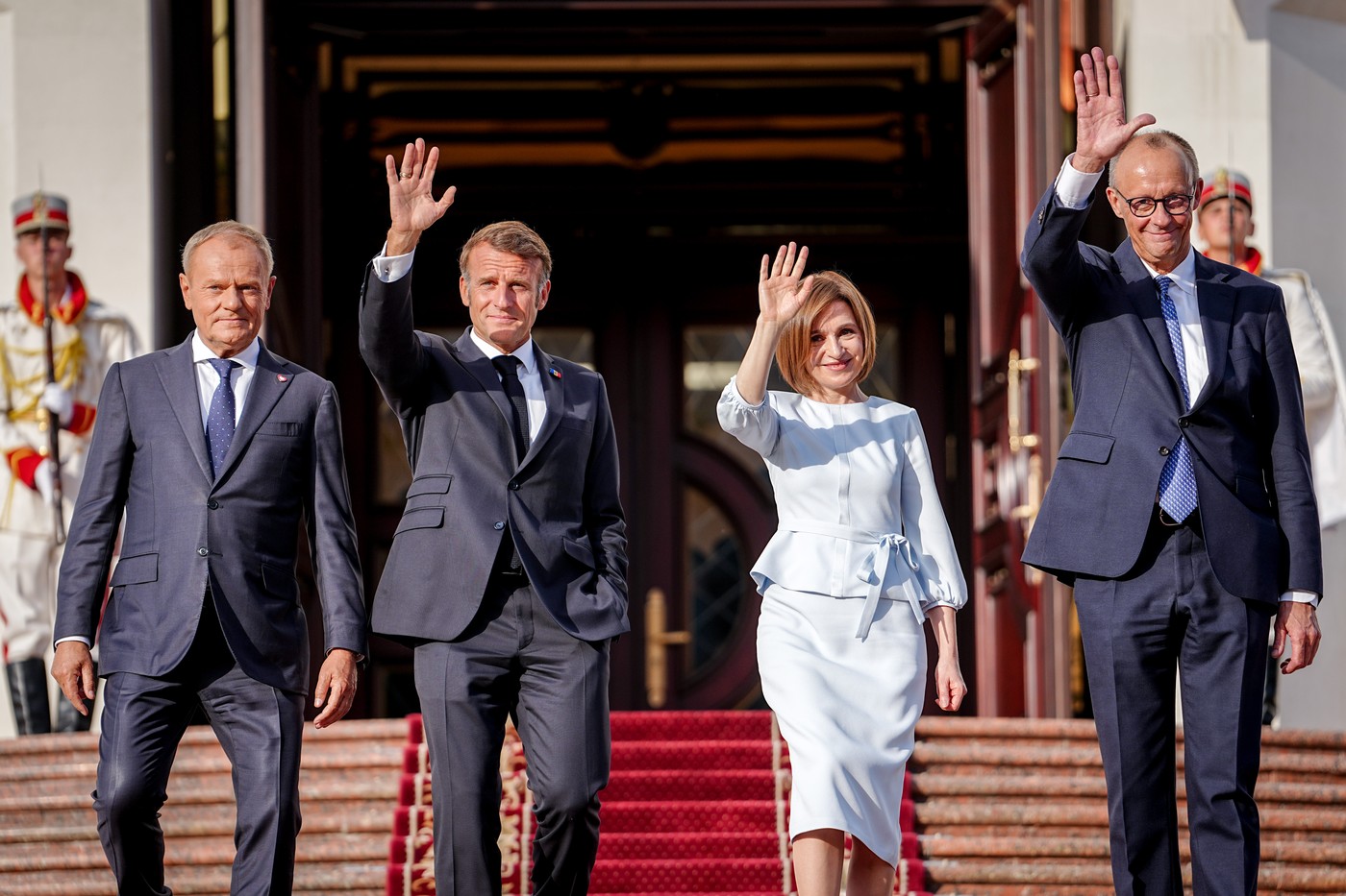 Macron, Merz și Tusk își exprimă sprijinul pentru aderarea Republicii Moldova la UE și promit Maiei Sandu solidaritate în fața Rusiei