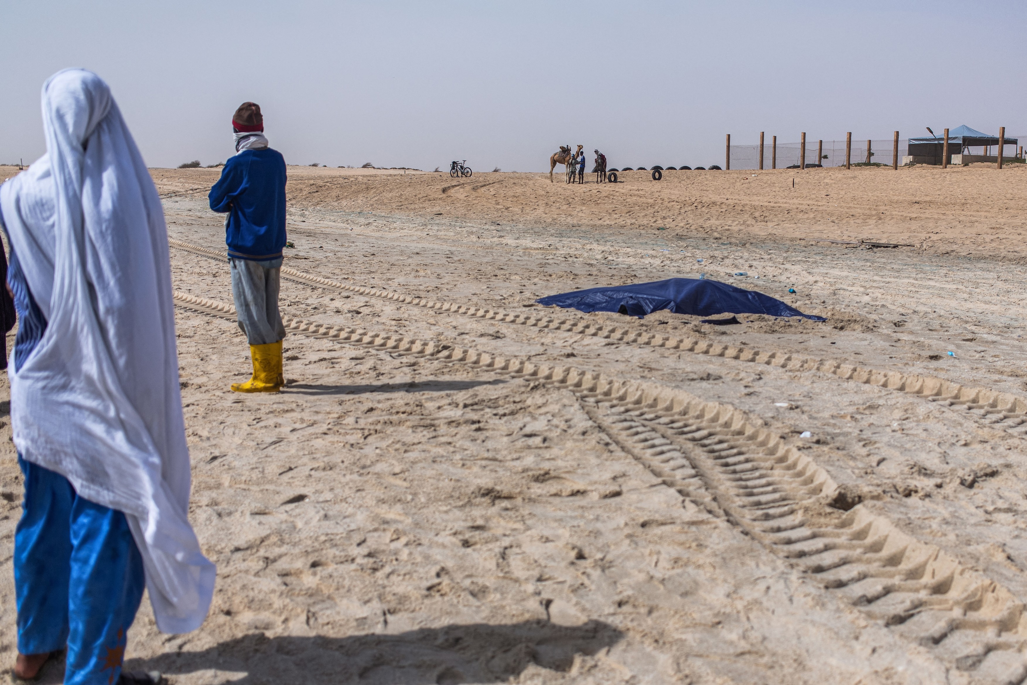 Cel puţin 49 de morţi şi 100 de dispăruţi după ce o ambarcațiune cu migranți a naufragiat în largul Mauritaniei