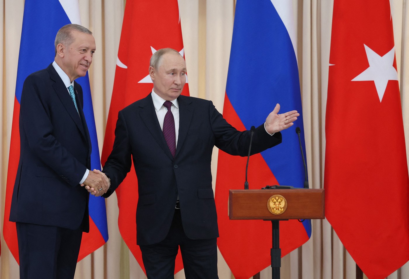 Putin se întâlnește cu Erdogan pentru a discuta despre războiul din Ucraina. „Turcia joacă un rol important în procesul de soluționare”