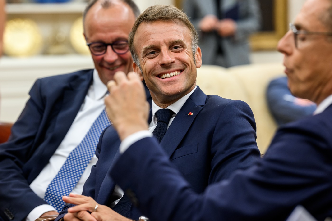 Emmanuel Macron: „Putin își bate joc de Trump, dacă nu se întâlnește cu Zelenski”