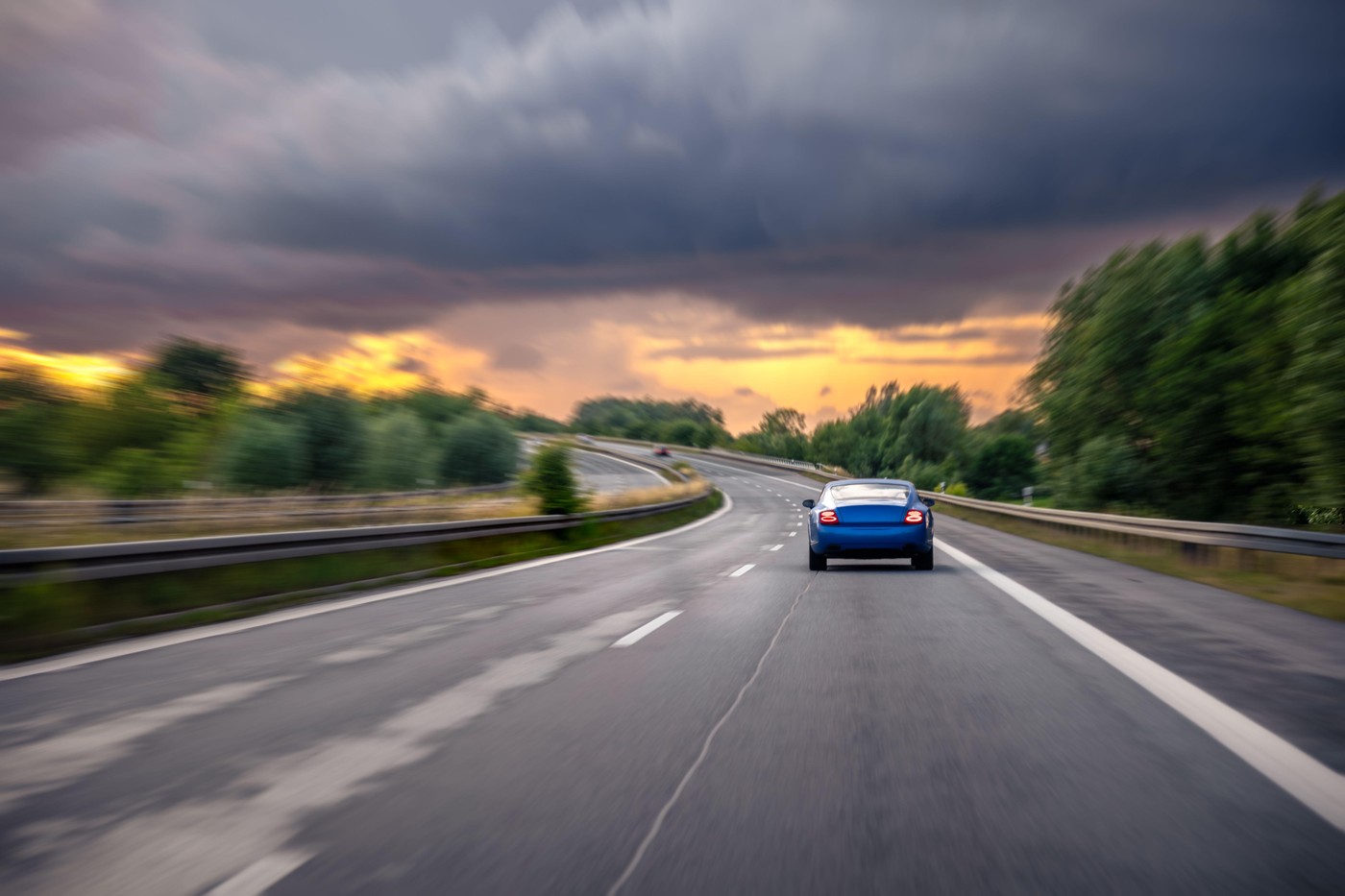 Cehia va fi prima țară din UE care va testa introducerea limitei de viteză de 150 km/h pe autostradă