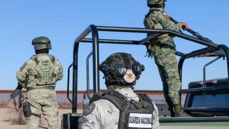 militari mexic