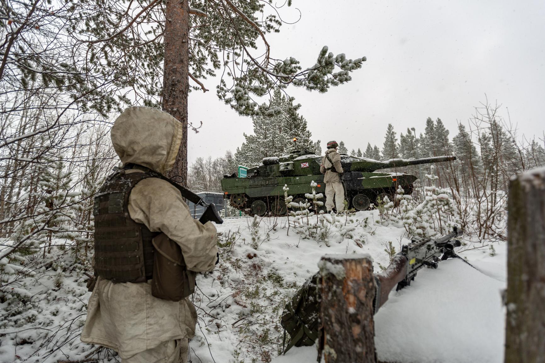 NATO va înființa o bază logistică în Suedia. Când ar trebui să fie operațională și ce rol strategic va avea pe flancul nordic