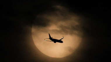 Avion