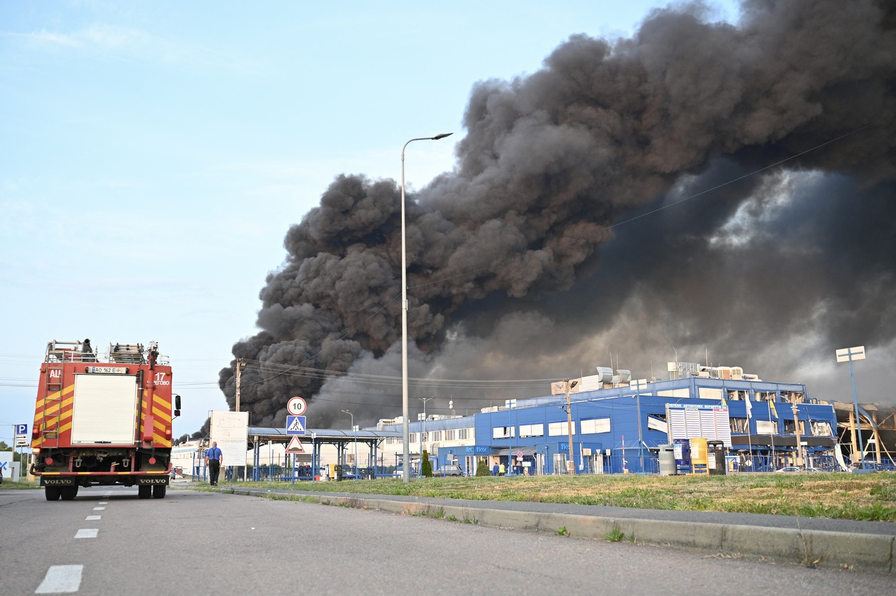 Reacția lui Donald Trump după ce Vladimir Putin a bombardat o fabrică americană din Ucraina