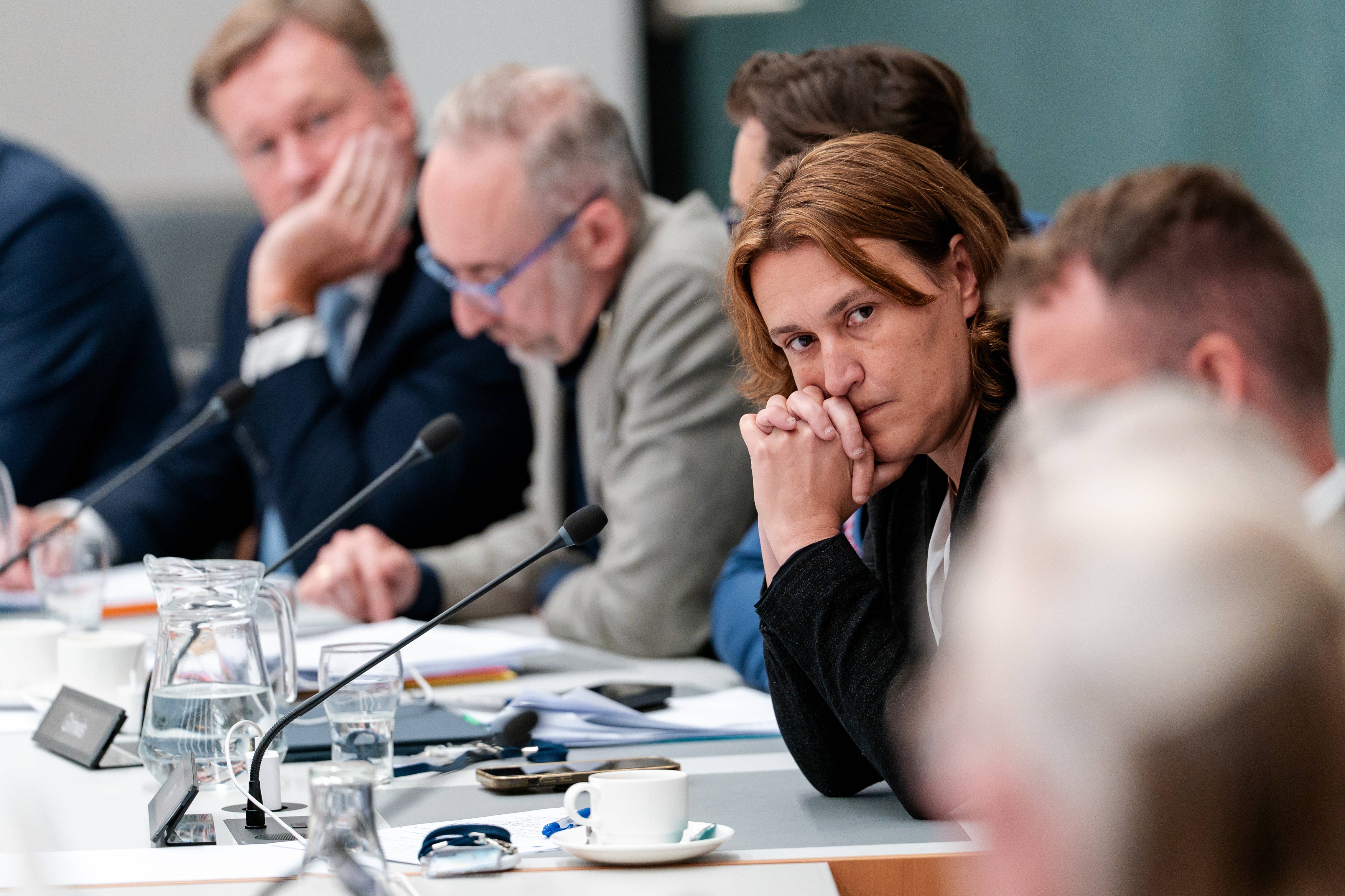 Izraelske sile vstopile v mesto Gaza, svojci talcev zahtevajo premirje.