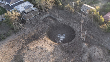 CRATER_AMARA_URMARI_GAZ_12_INQUAM_Photos