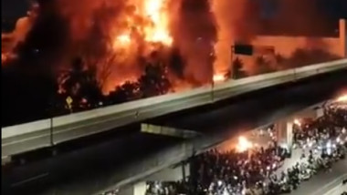 incendiu indonezia makassar