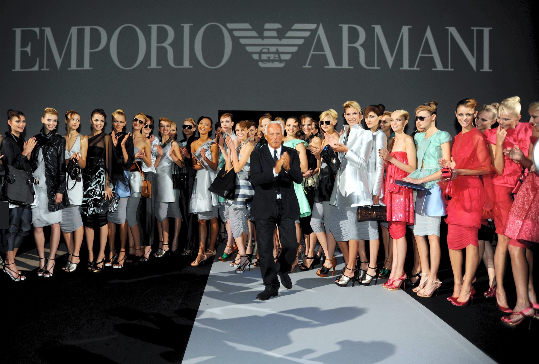 Cine va moșteni imperiul construit de Giorgio Armani: „Regele modei” anunțase în 2022 că avea pregătit un plan de succesiune