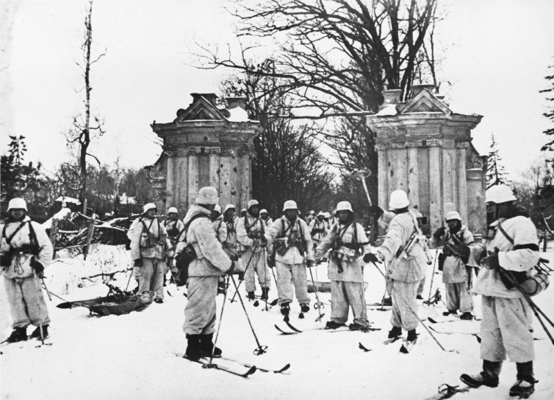 Finnish soldiers WWII