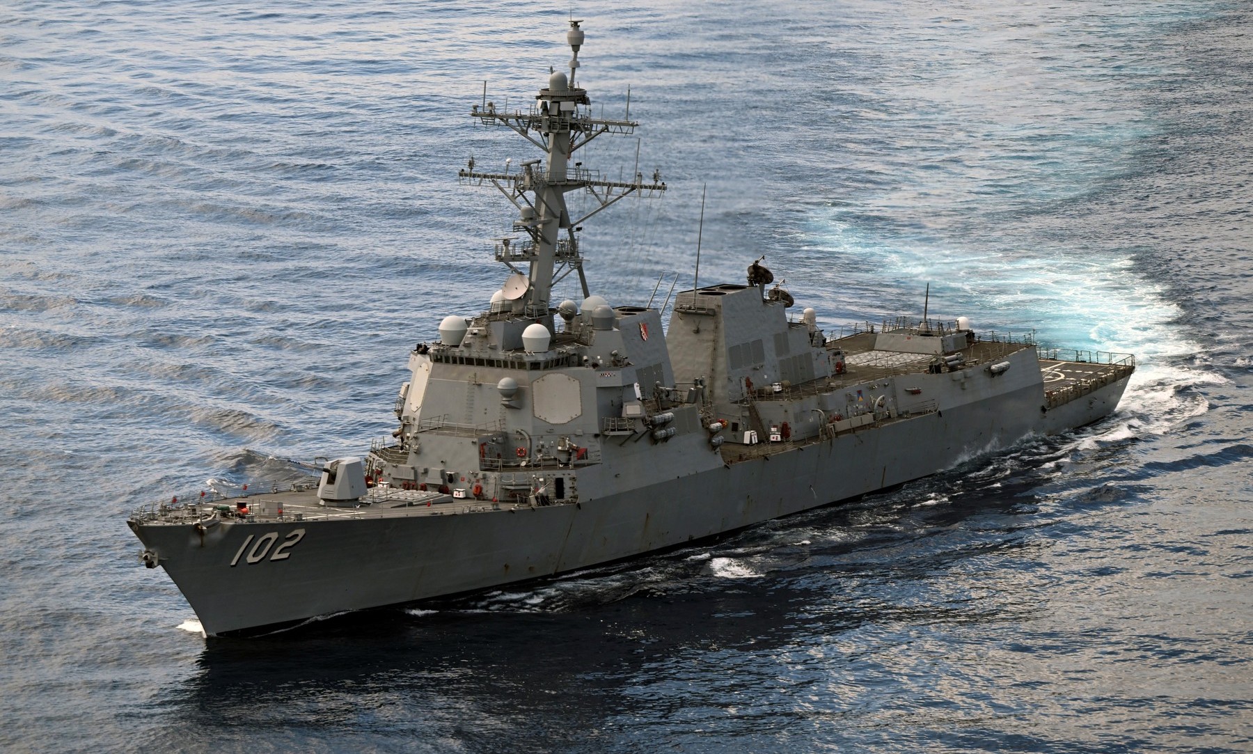 Două avioane militare venezuelene au zburat în apropierea unei nave de război a SUA. Pentagon: „Acţiune extrem de provocatoare”