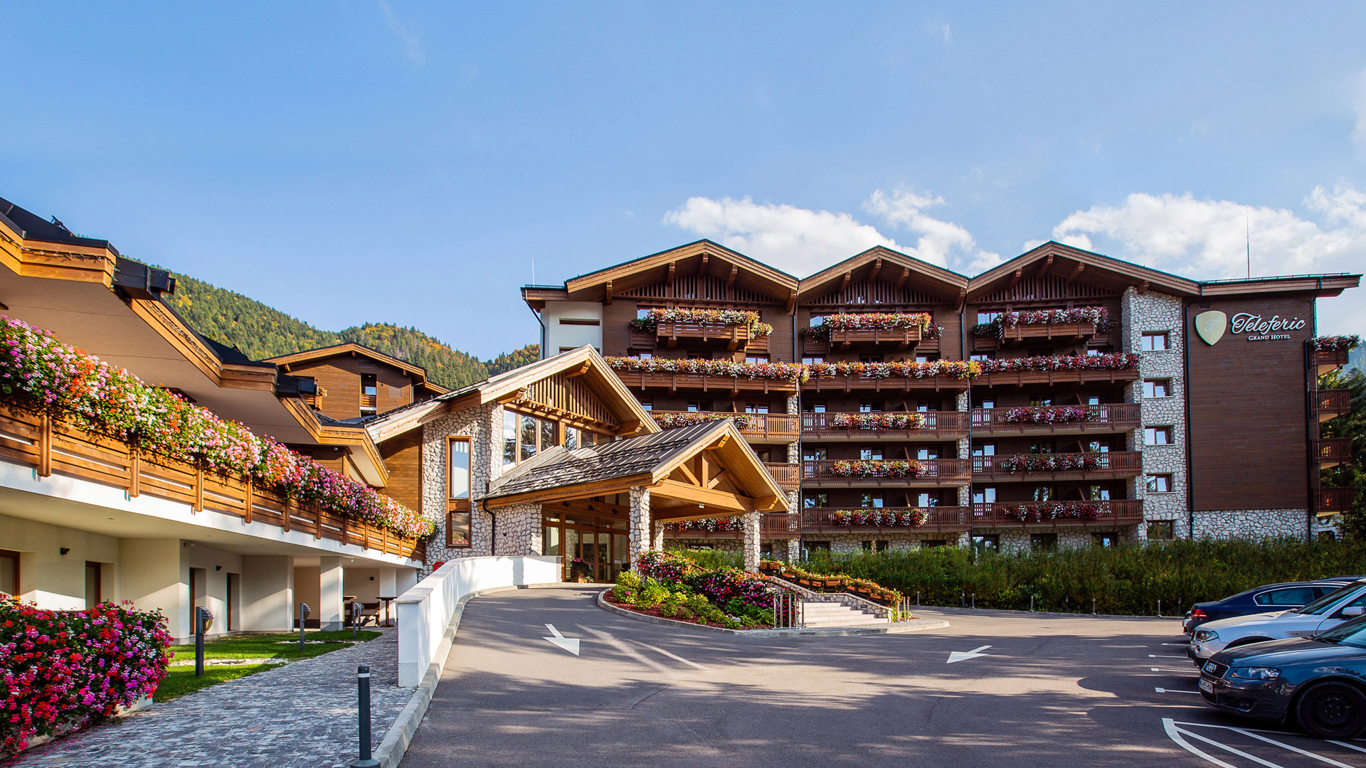 (P) Trăiește legenda! Teleferic Grand Hotel sărbătorește 10 ani de excelență în ospitalitate