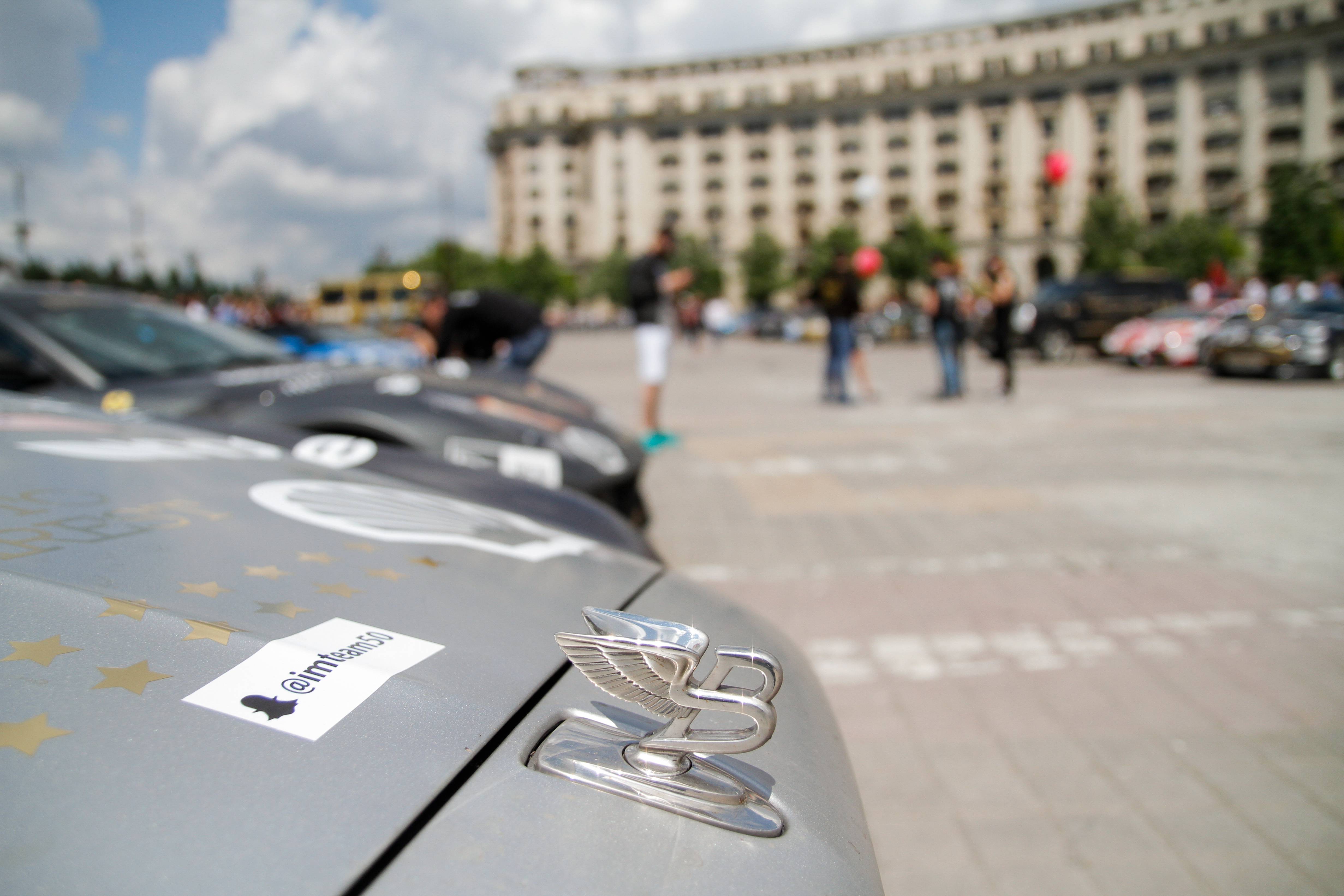 Taxa pe lux pregătită de Guvern nemulțumește mediul de afaceri. „Nu e momentul. România riscă un dezechilibru economic și mai mare”