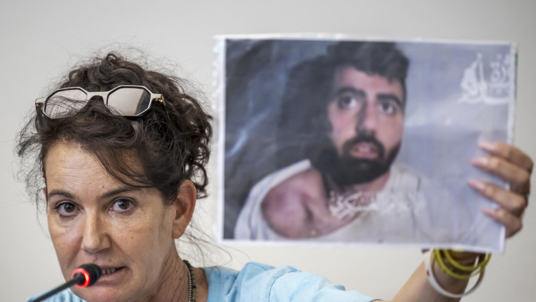 Un videoclip cu doi ostatici israelieni din Gaza a fost publicat de către Hamas