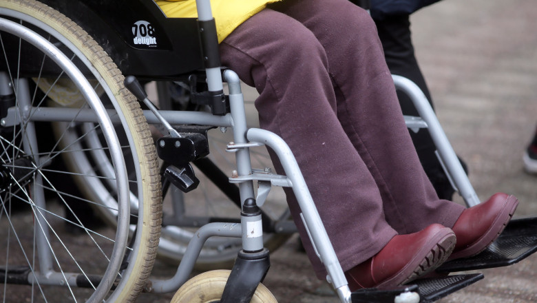 Proiect: Noi criterii de încadrare în grad de handicap. „Fraudele şi abuzurile nu mai trebuie să-i afecteze pe cei vulnerabili” 