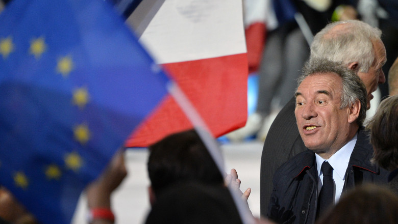 Criză politică la Paris. Cum poate slăbi instabilitatea Franței întreaga Uniune Europeană
