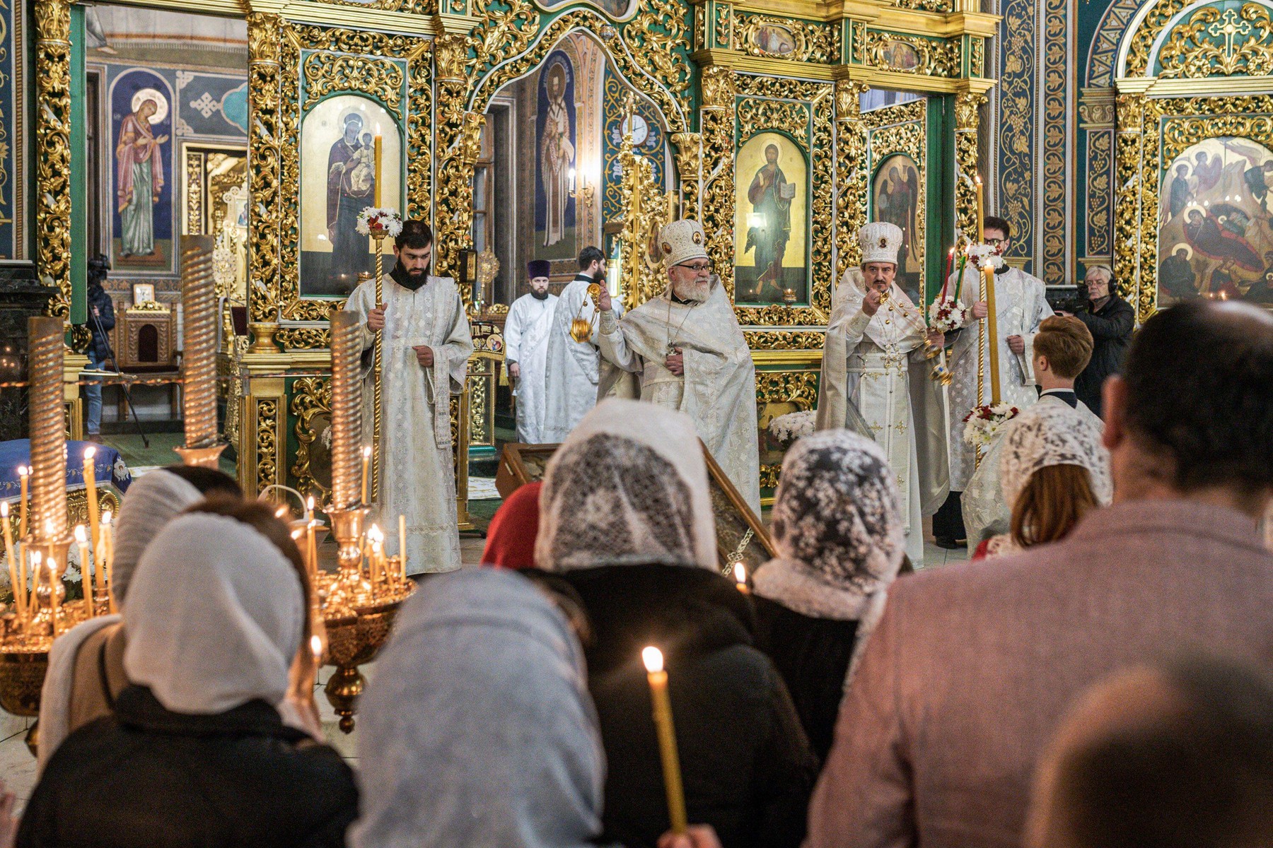 De la amvon la urne. Cum a devenit Biserica Ortodoxă o armă de război rusească în alegerile din Republica Moldova
